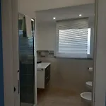 Blueinfinityroom Guest house