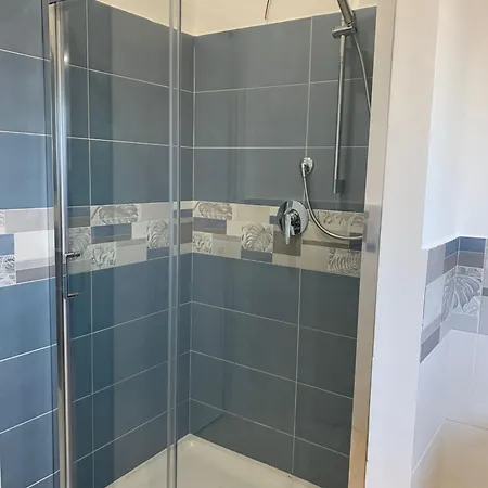 Pensionat Blueinfinityroom 4*