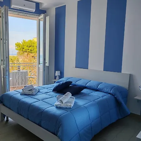 Blueinfinityroom Guest house